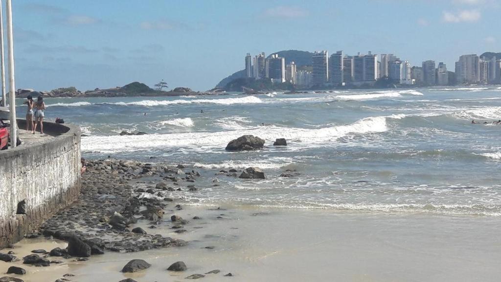 Pe Na Areia - Com Servico De Praia Guarujá Eksteriør bilde